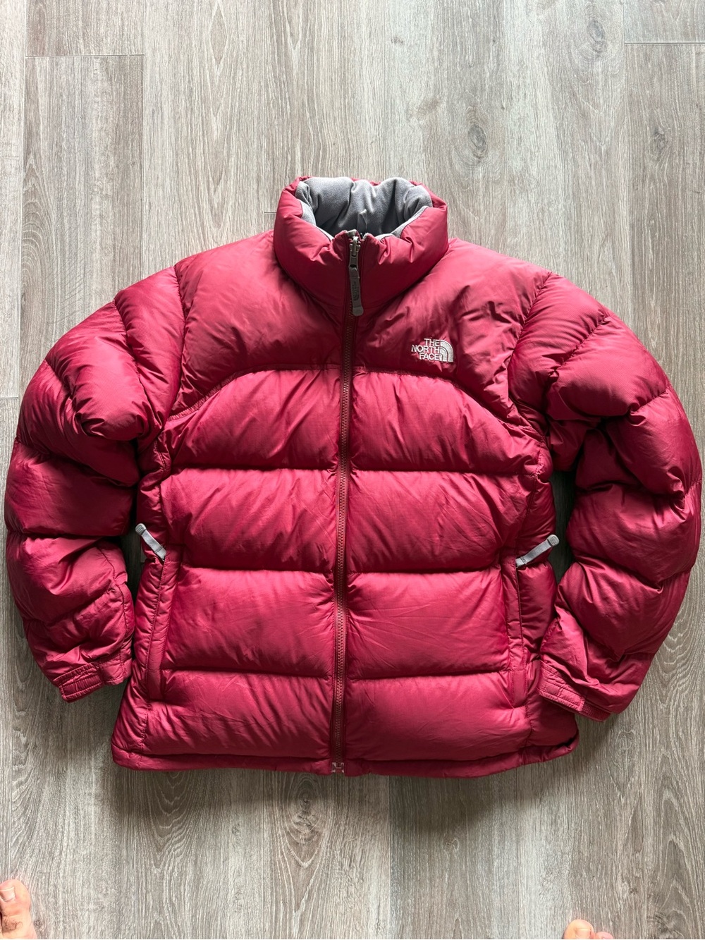 Manteau doudoune femme North Face petit rouge vintage 96 rétro Nuptse 700